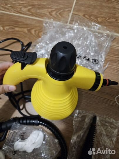 Паровой очиститель ручной с начадками новый