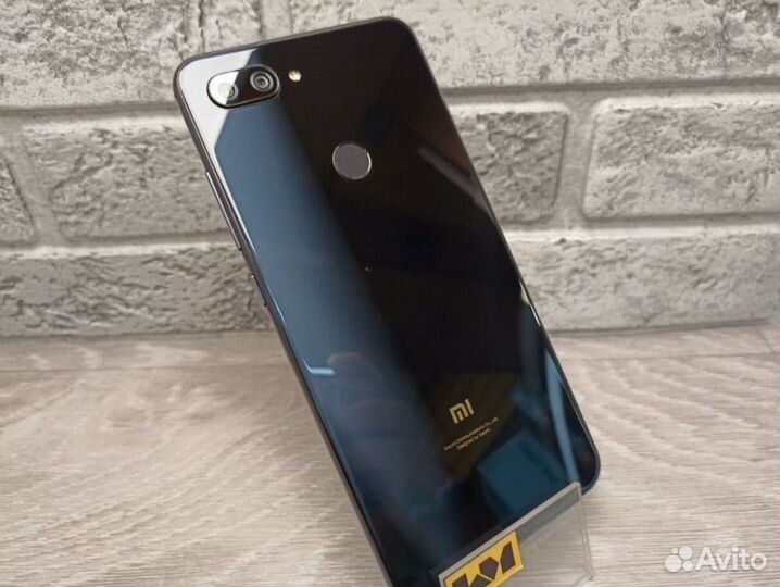 Xiaomi Mi 8 Lite, 4/64 ГБ