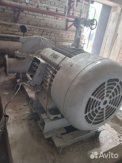 Центробежный насос с электродвигателем