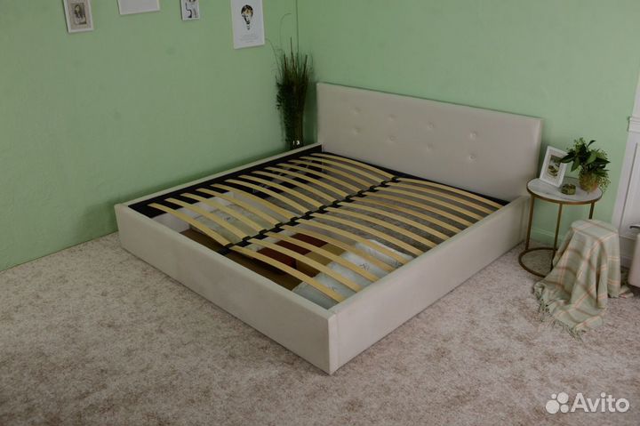 Кровать 200х200 с матрасом