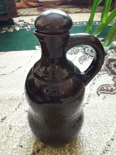 Глиняный кувшин