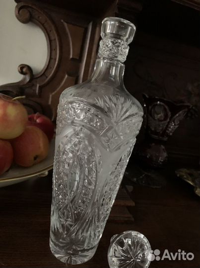 Графин хрустальный периода СССР