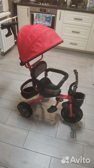 Трехколесный велосипед