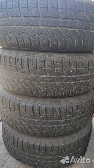 Brasa IceControl 235/65 R17 104T