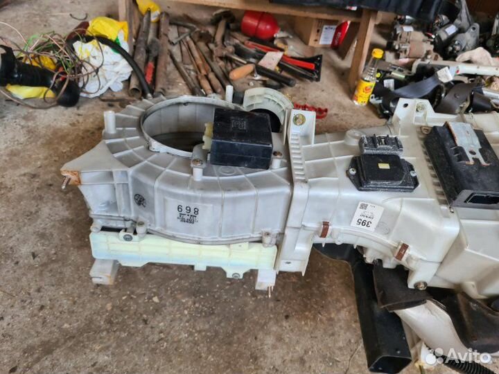 Корпус печки Mitsubishi Pajero 3 3.5 2001