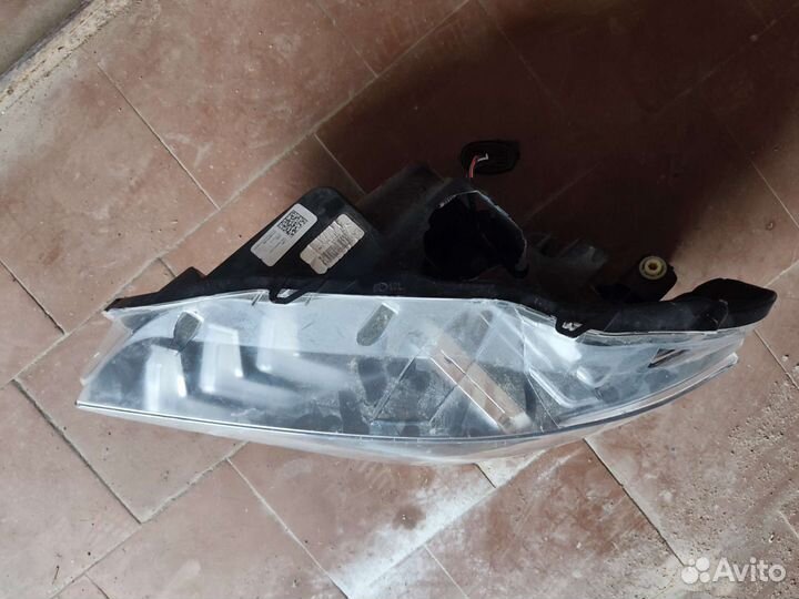 Фара Ford Mustang 2019