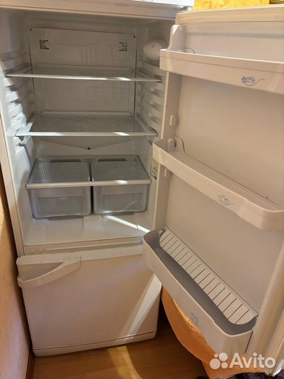 Холодильник indesit бу SB 150