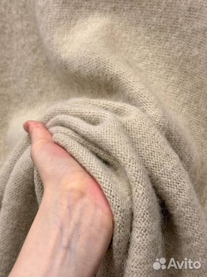 Свитер женский