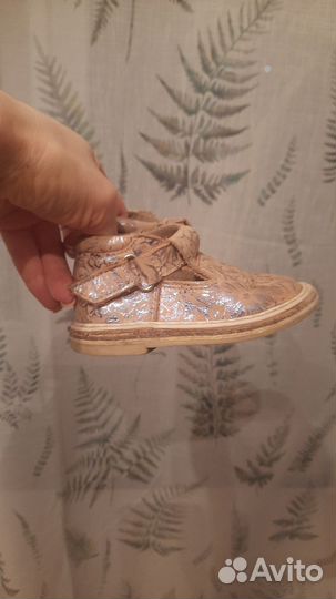 Кожаные сандалии неман на девочку 20размер