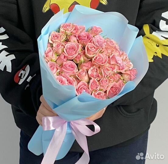 Букет 15 Кустовых Розовых Роз (40 см.)