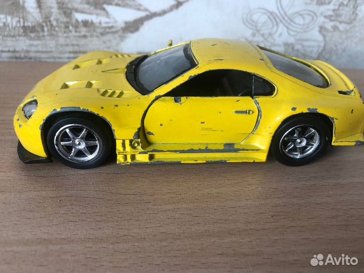 Машинка Toyota Supra