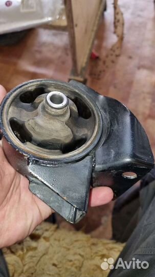 Задняя подушка kia sportage 2