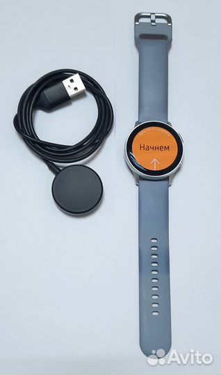 Умные часы Samsung Galaxy Watch Active 2 40 мм GPS