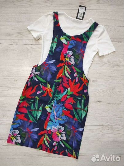 Новый комплект (сарафан+футболка) размер 44