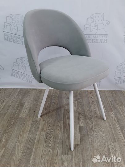 Стулья Марк светло серые опора белая