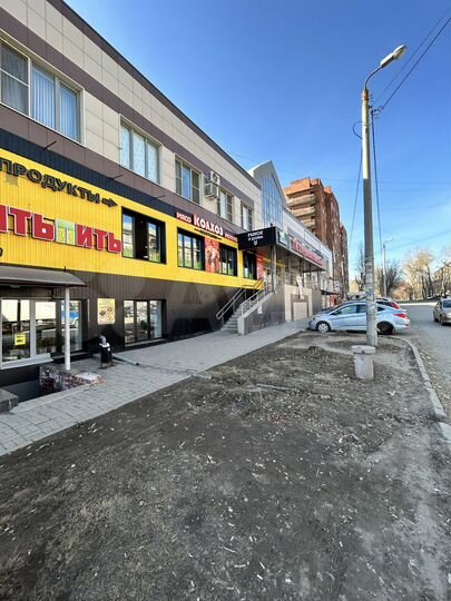 Помещение в торговом комплексе, 60 м²