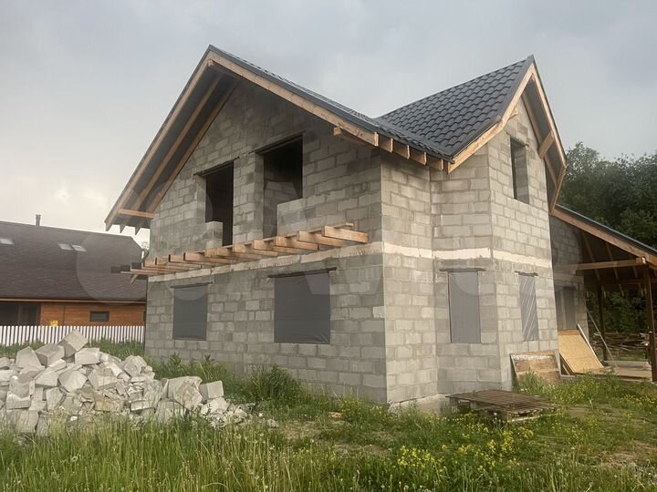 Дом 251 м² на участке 12 сот.