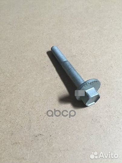 Болт сходразвал 552603R000 Hyundai-KIA