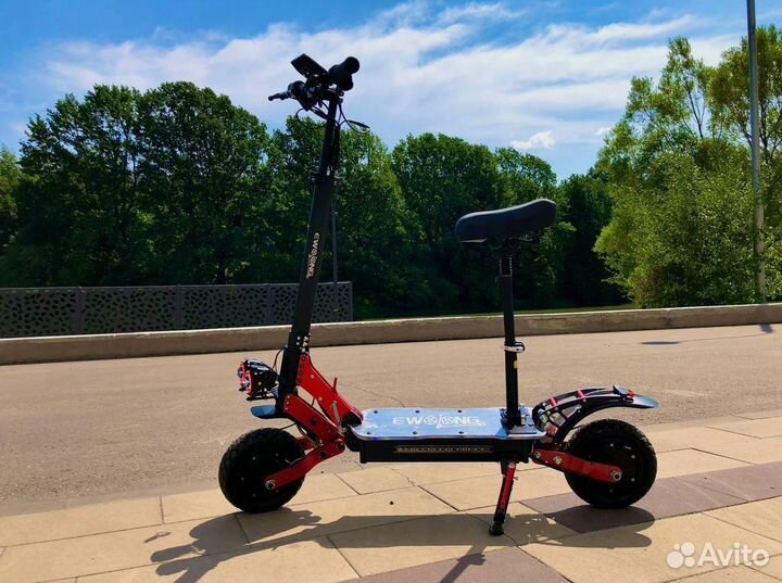 Электросамокат Wolong M6