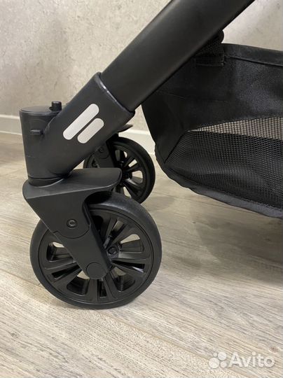 Коляска happy baby mommer