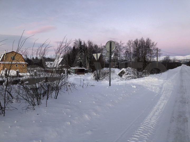 Дом 52 м² на участке 4 сот.