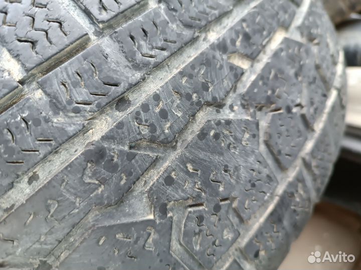 Hankook Radial RA08 215/70 R16 и 215/65 R16 108T