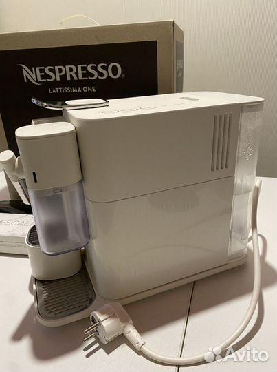 Капсульная кофемашина Delonghi Nespresso
