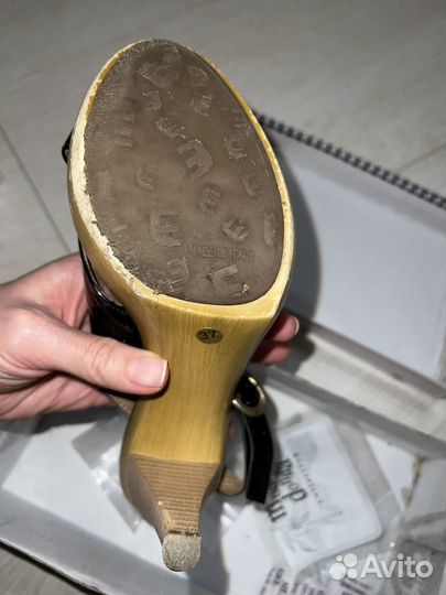 Босоножки