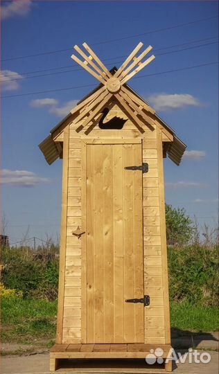 Уличный туалет с установкой