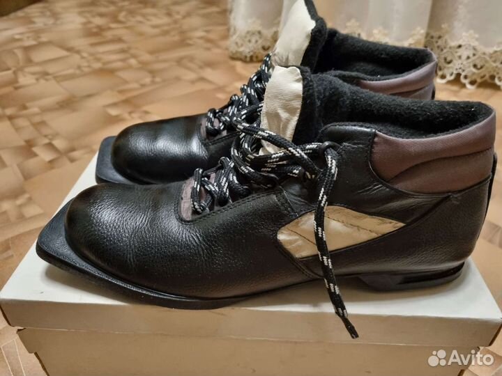 Лыжные ботинки мужские, размер 45-46