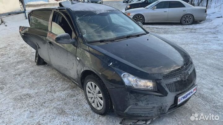 Дисплей информационный Chevrolet Cruze 95192267