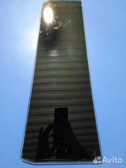 Форточка двери задняя правая Тoyota Land Cruiser