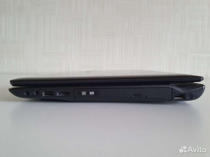 Ноутбук asus