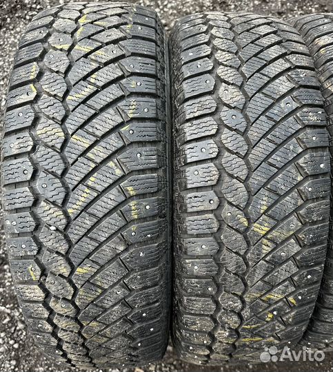 Gislaved Nord Frost 200 SUV 215/65 R16 102T