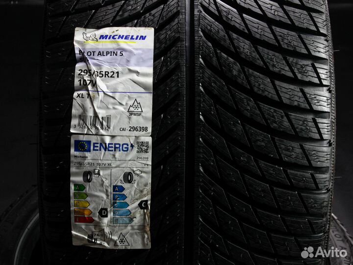 Michelin Pilot Alpin 5 SUV 265/40 R21 и 295/35 R21 99V