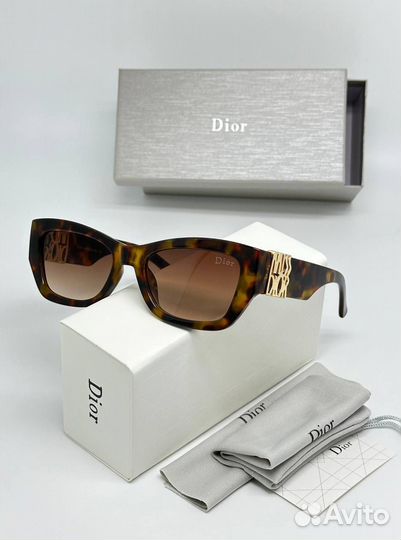 Солнцезащитные очки Dior