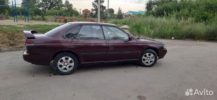 Subaru Legacy 2.0 МТ, 1995, 220 000 км