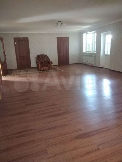 Дом 244 м² на участке 15 сот.