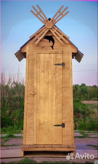 Дачный туалет деревянный