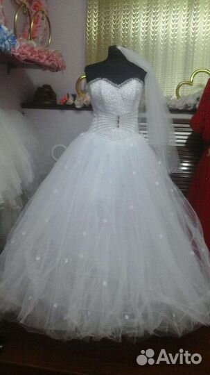 Свадебные платья