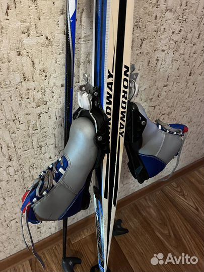 Лыжи беговые детские 150 с ботинкам