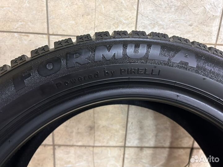 Formula Ice 215/50 R17 95T