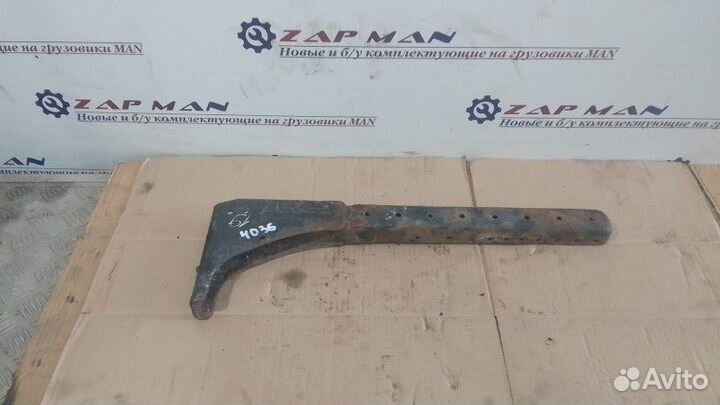 Кронштейн крыла Man Tgl