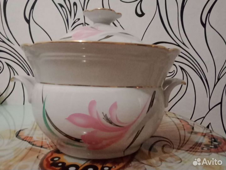 Супница Новая фарфор