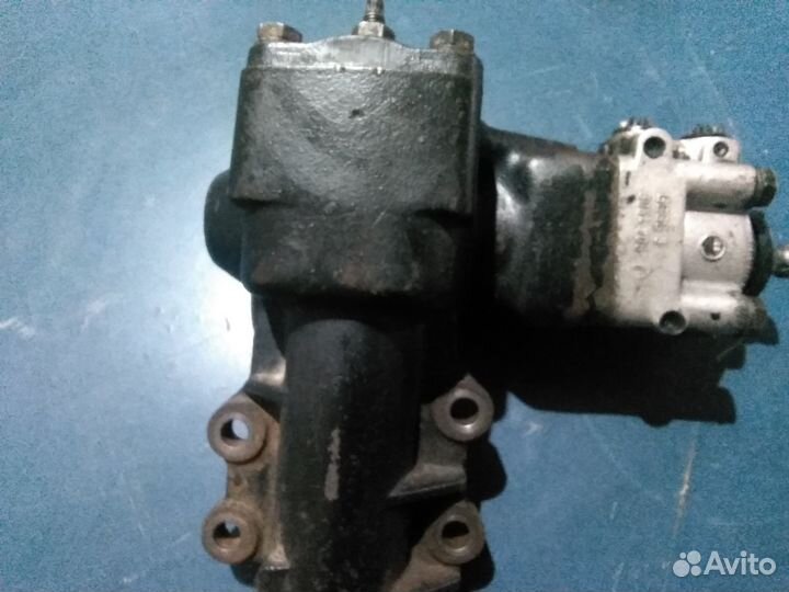 Редуктор рулевой. Ниссан Террано 2