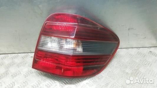 Фонарь задний правый mercedes benz M-class W164 (1