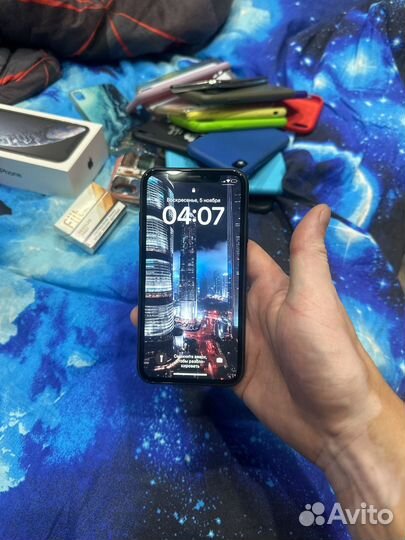 iPhone Xr, 64 ГБ