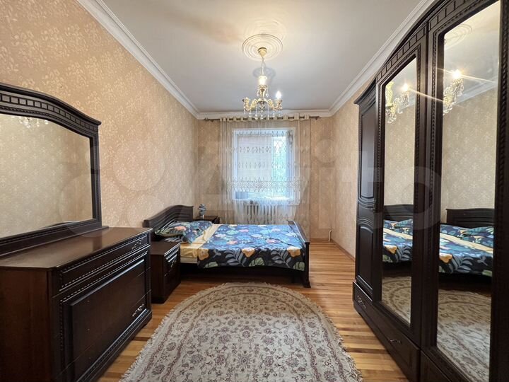 Дом 158 м² на участке 4,5 сот.