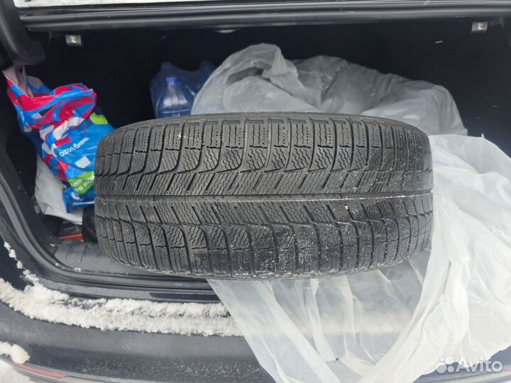 Michelin X-Ice 215/55 R17