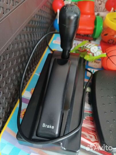 Игровой руль с педалями и коробкой передач